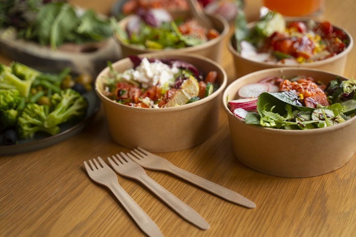 Eco-Friendly Food Trays in Your Restaurant