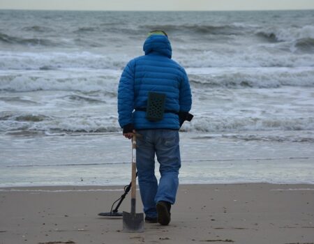 Metal Detector Myths