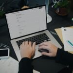 Why Message Sequences on LinkedIn Are a Game-Changer for B2B Prospecting Website Management