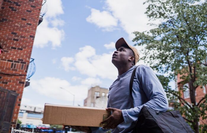 Manage Tight Delivery Windows in Urban Areas